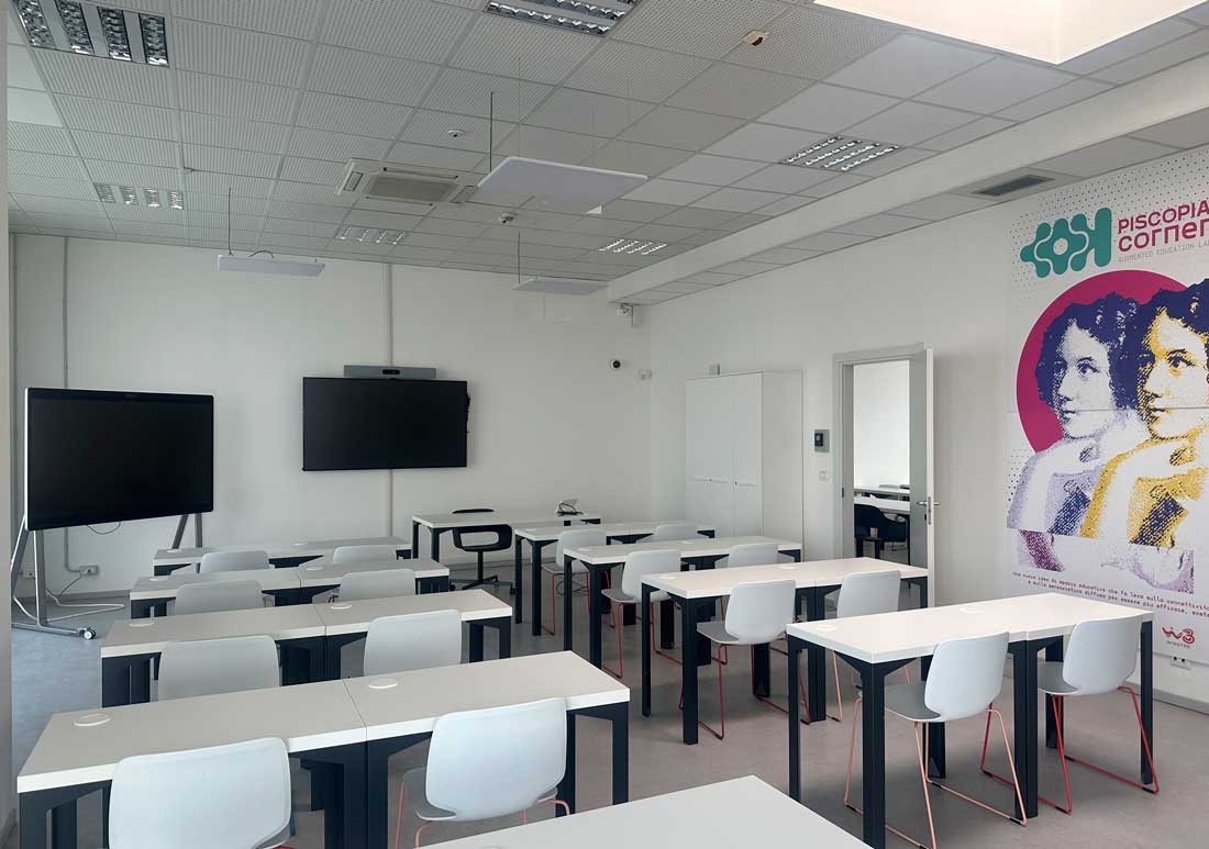 L’aula scolastica del futuro: Ricerca e innovazione a Milano nel progetto pilota di Piscopia Corner