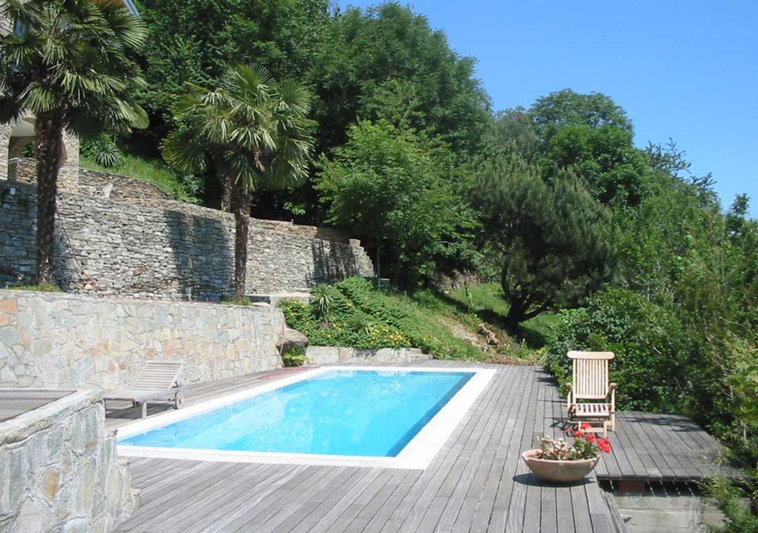 Piscine private nel progetto architettonico, tra sicurezza e qualità. Focus normativo su EN 16582 e EN 16713