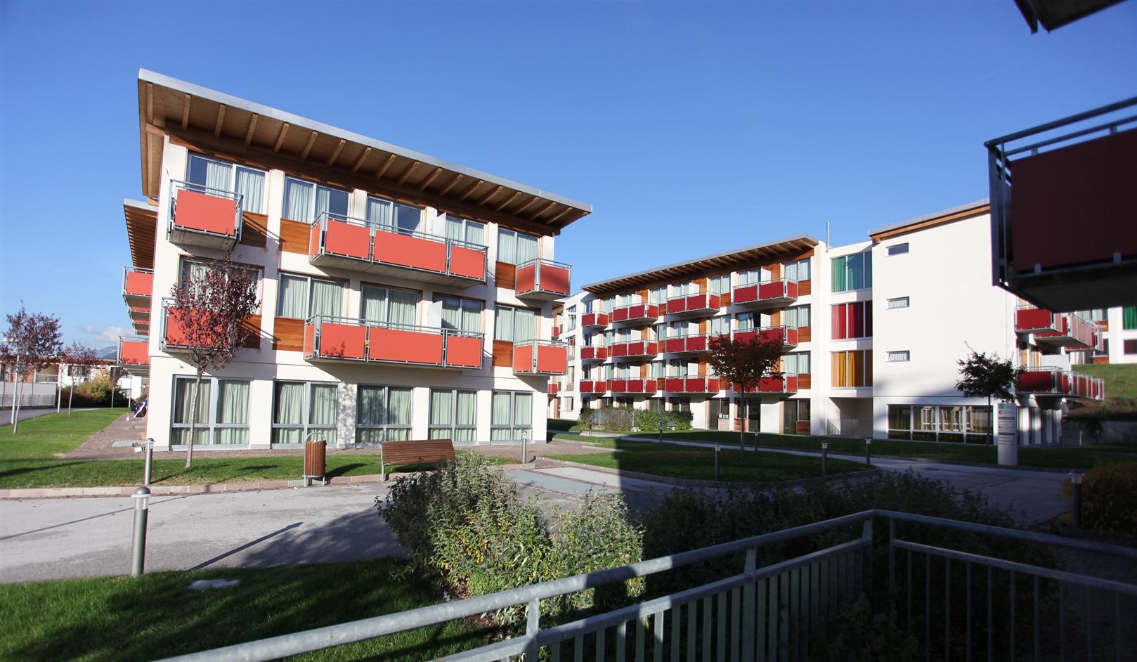Homes with transparent casing