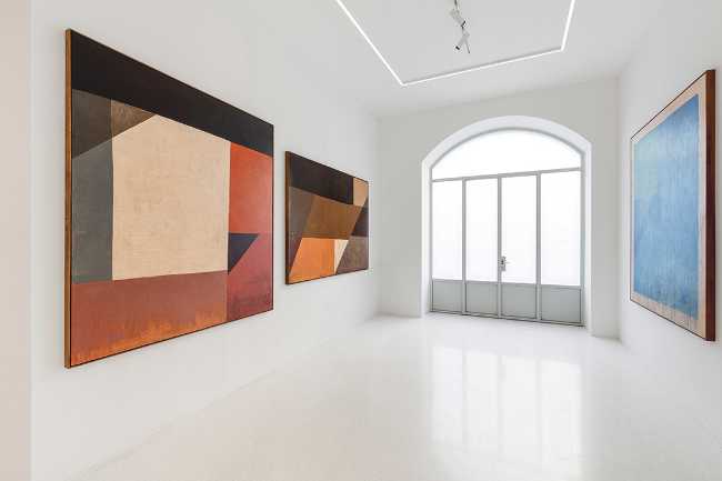 Architecture et rêve : l'univers suspendu de Ramón Enrich à Milan