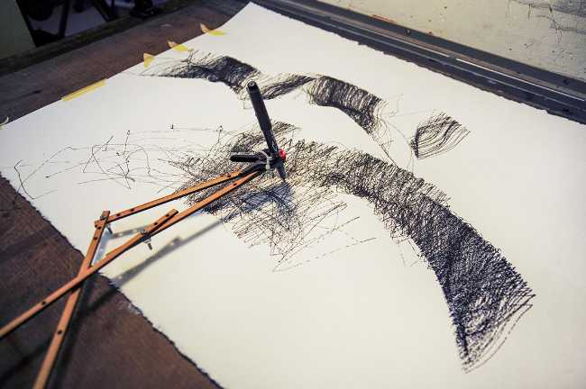 STOP DRAWING. Architecture sans frontières entre le dessin et l'action.