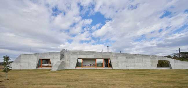 Isumi Villa, le mur principal se transforme en paysage