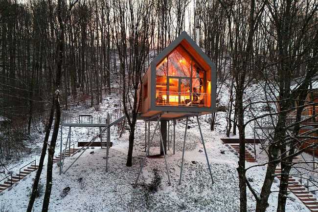 Hôtel Treehouse Trifels. Maisons dans les arbres de la Forêt du Palatinat