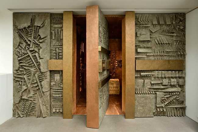 Arnaldo Pomodoro entre Lieux, mémoires et projets visionnaires