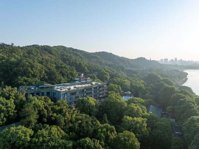 Silk Lakehouse à Hangzhou. Rénovation architecturale sur site UNESCO