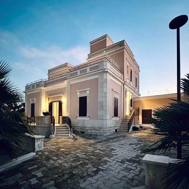 Villa Emy des années 30 renaît en tant que bed & breakfast de charme.