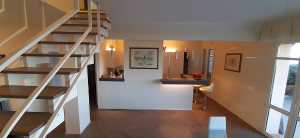 Deux âmes, une maison. Harmonie et lumière à l'île d'Elbe.