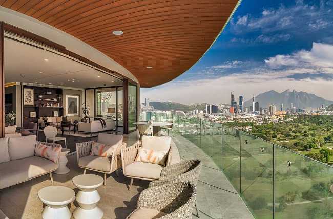 Murs coulissants: le secret des 700 mètres carrés du Departamento R&J