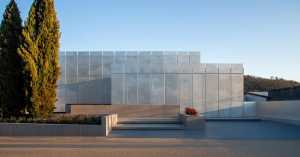 Siège social Logica TRE Proedil, la nouvelle façade entre Gres et Ciel