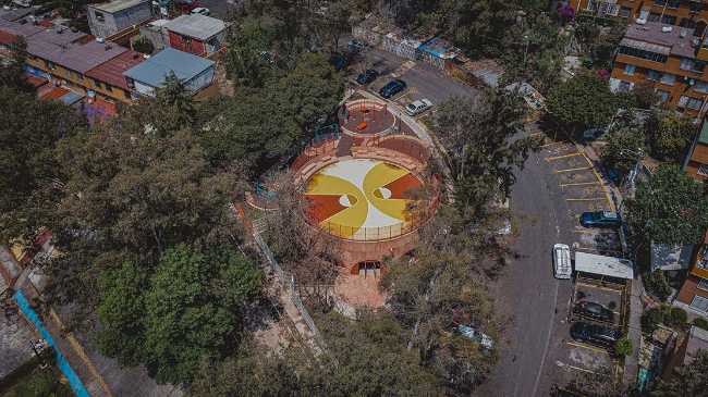 UH INFONAVIT Santa Fe. Un parc qui naît du dénivelé