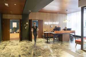 Magdas Hotel. Une résidence cléricale devient un hôtel d'entreprise sociale