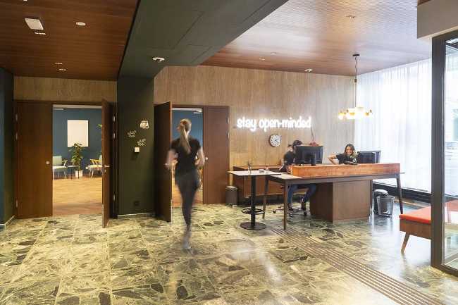 Magdas Hotel. Une résidence cléricale devient un hôtel d'entreprise sociale