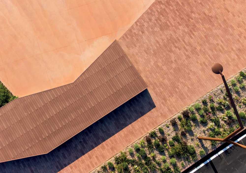 Rigenerazione urbana e pavimentazioni autobloccanti: contesto normativo, casi studio, soluzioni dedicate e innovazione